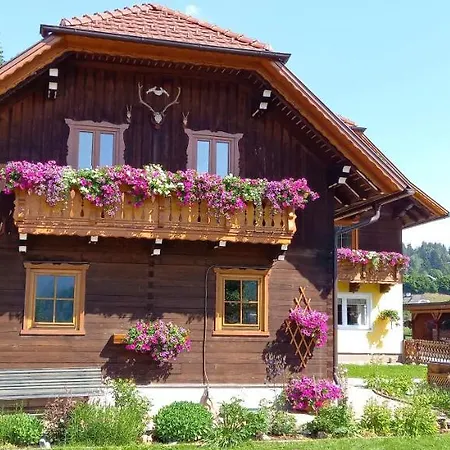Taurachblick Holiday home *