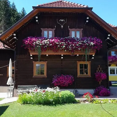 Taurachblick Holiday home *
